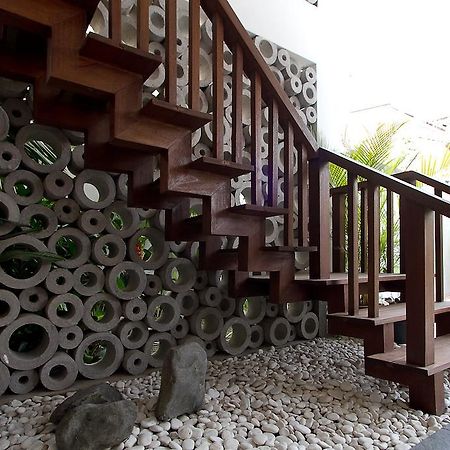 Delu Villas&Suite Kerobokan Esterno foto
