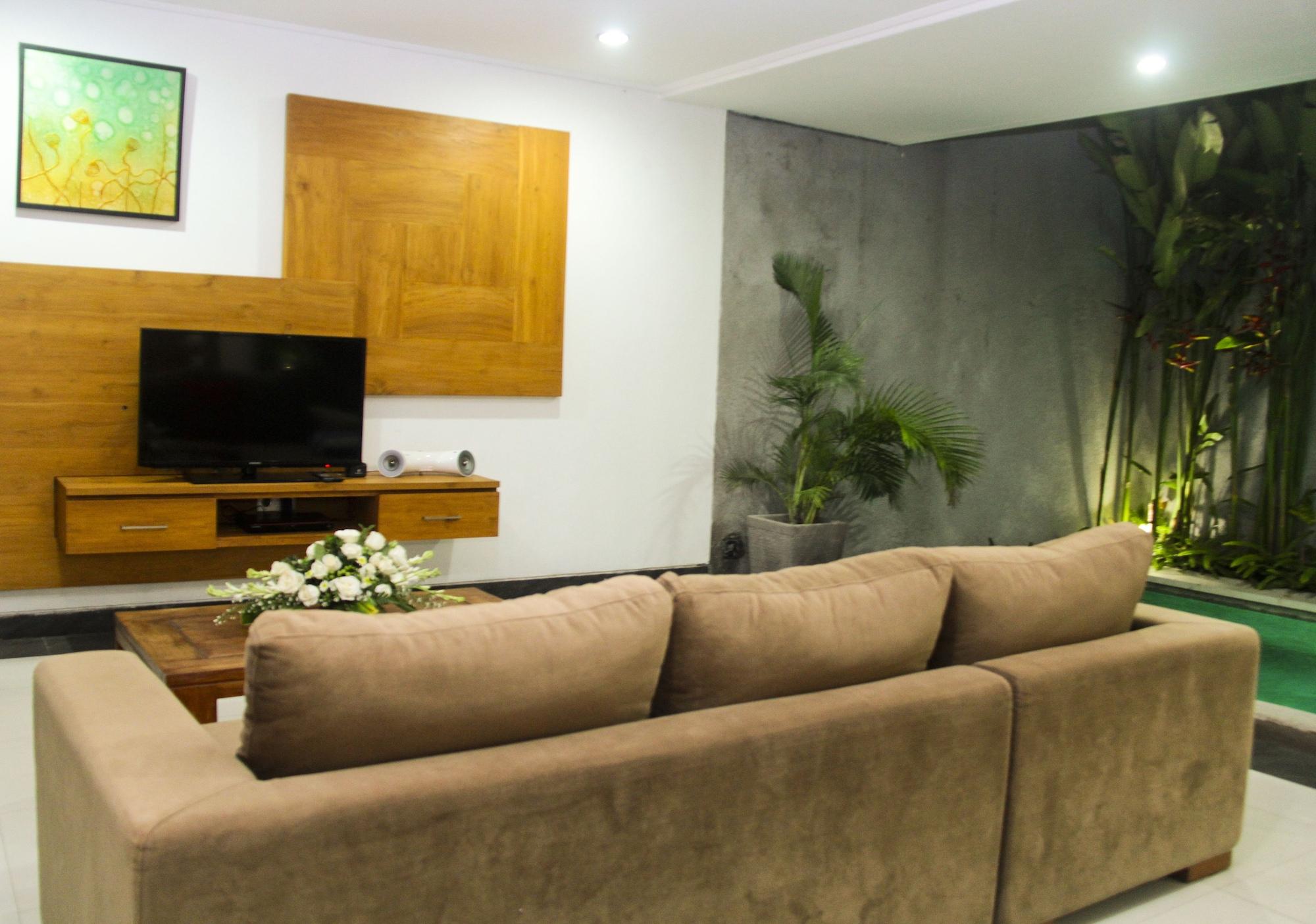 Delu Villas&Suite Kerobokan Esterno foto