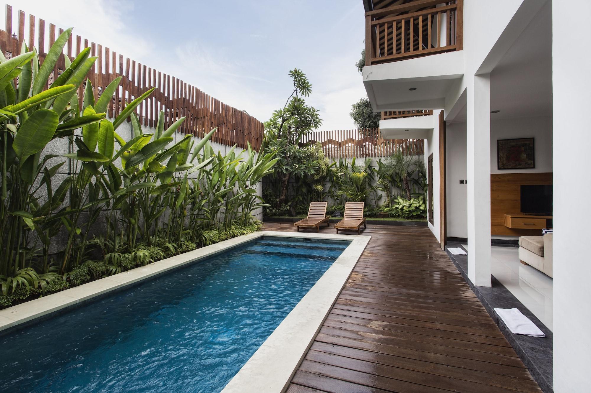 Delu Villas&Suite Kerobokan Esterno foto
