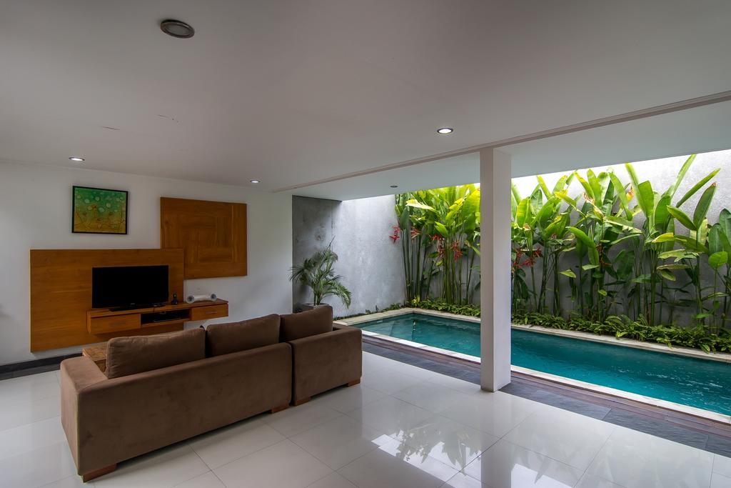 Delu Villas&Suite Kerobokan Esterno foto