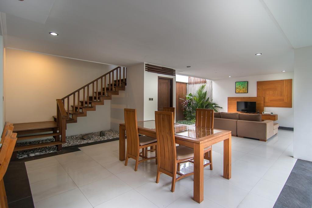 Delu Villas&Suite Kerobokan Esterno foto