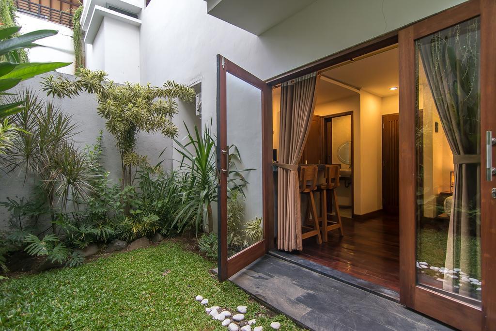 Delu Villas&Suite Kerobokan Esterno foto